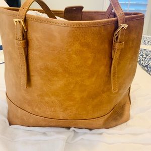 Urban Expressions Vegan Robi Classic Work Tote